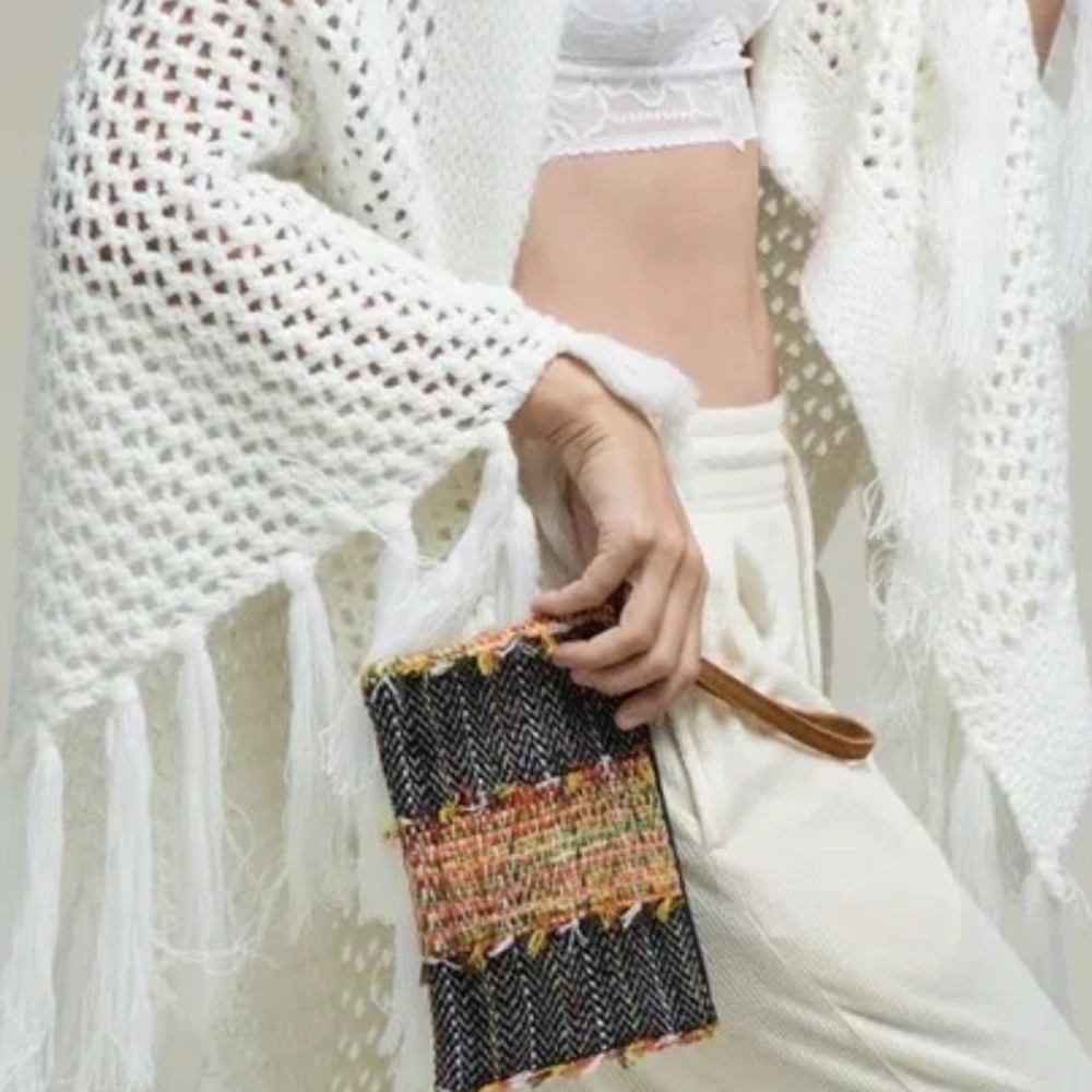 💃🏻Dakota Clutch - Picture 3 of 11
